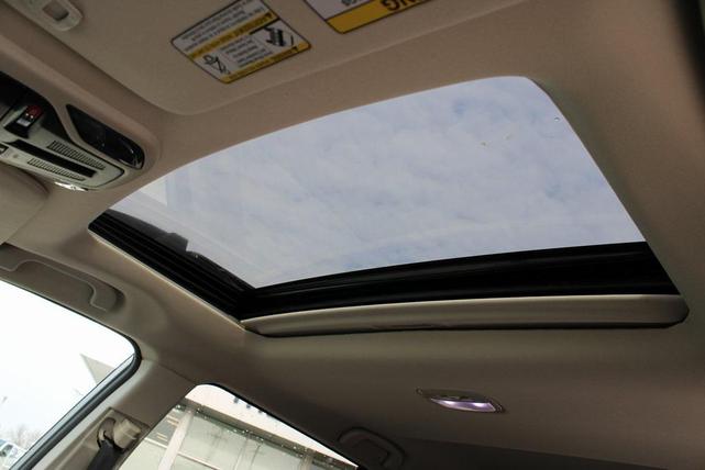 Photo of 2025 Ice Silver Metallic Subaru Outback