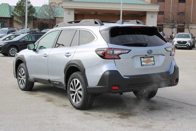 Photo of 2025 Ice Silver Metallic Subaru Outback