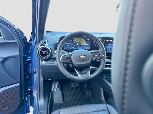Photo of 2026 Lakeshore Blue Chevrolet Equinox