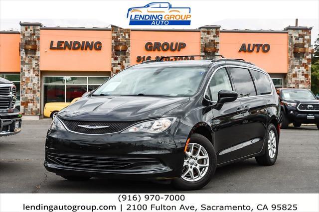 2020 Chrysler Voyager