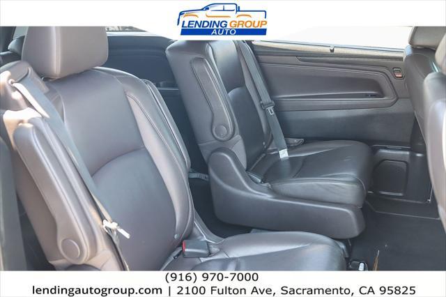 Photo of 2018 White Diamond Pearl Honda Odyssey