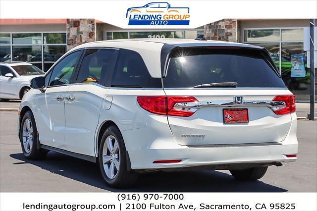 Photo of 2018 White Diamond Pearl Honda Odyssey