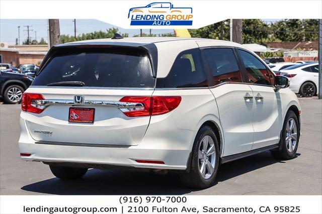 Photo of 2018 White Diamond Pearl Honda Odyssey