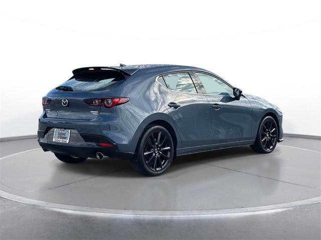 Photo of 2025 Gray Metallic Mazda Mazda3