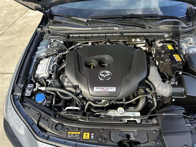 Photo of 2025 Gray Metallic Mazda Mazda3