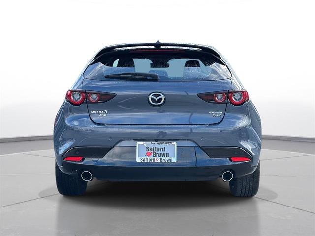 Photo of 2025 Gray Metallic Mazda Mazda3