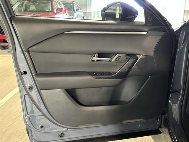 Photo of 2025 Jet Black Mica Mazda CX-50
