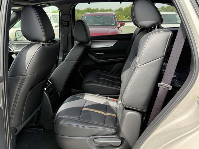Photo of 2025 Platinum Mazda CX-90