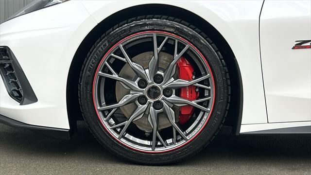 Photo of 2023 White Pearl Metallic Tricoat Chevrolet Corvette