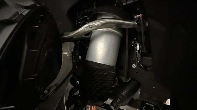 Photo of 2025 Onyx Black GMC Yukon XL