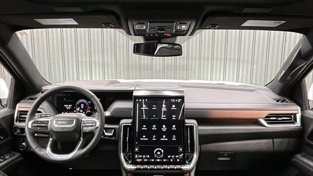 Photo of 2025 Summit White GMC Yukon XL