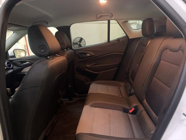 Photo of 2024 Summit White Chevrolet Trax