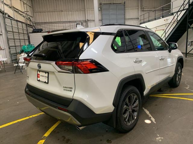 Photo of 2024 Pearl Toyota RAV4 Hybrid