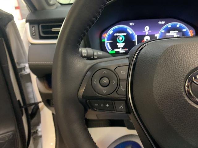 Photo of 2024 Pearl Toyota RAV4 Hybrid
