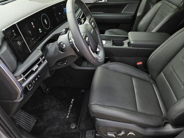Photo of 2025 Shimmering Silver Hyundai SANTA FE