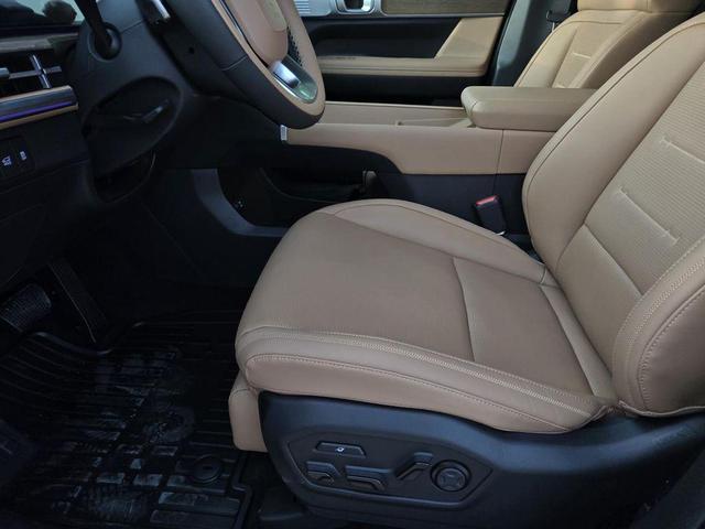 Photo of 2026 W6h Hyundai SANTA FE