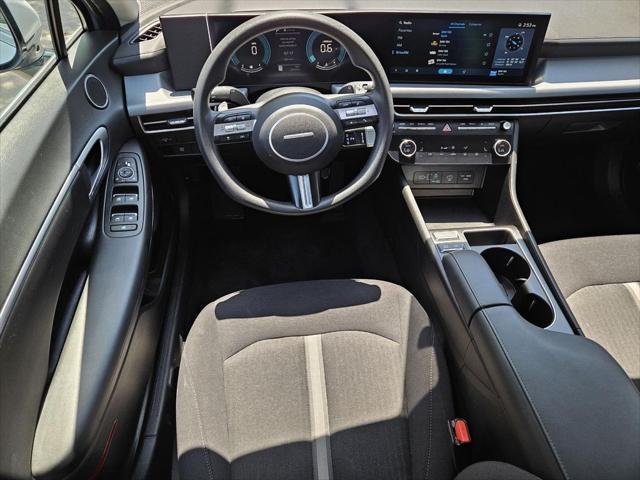 Photo of 2024 Aero Silver Hyundai SONATA