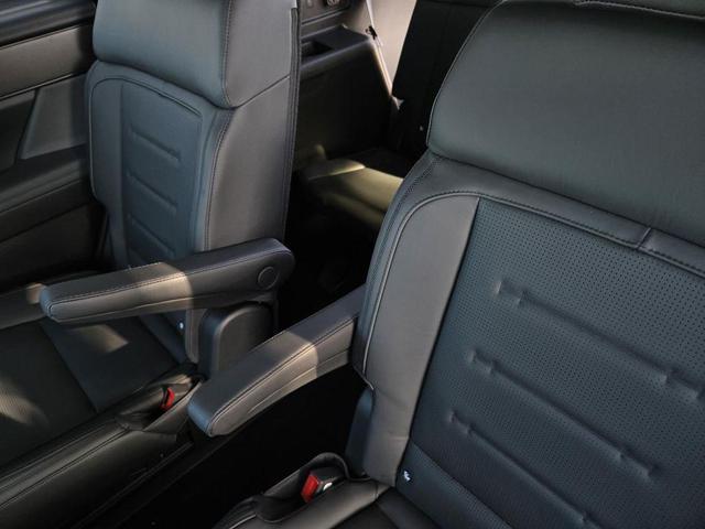 Photo of 2025 Serenity White Hyundai SANTA FE