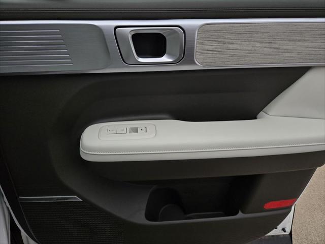 Photo of 2025 Serenity White Hyundai SANTA FE HEV
