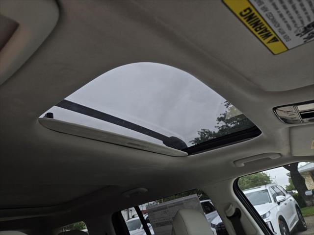 Photo of 2025 Serenity White Hyundai SANTA FE HEV