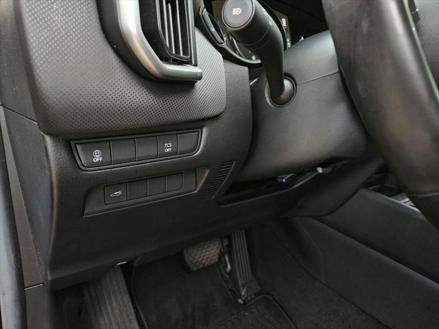 Photo of 2024 Machine Gray Metallic Mazda CX-50