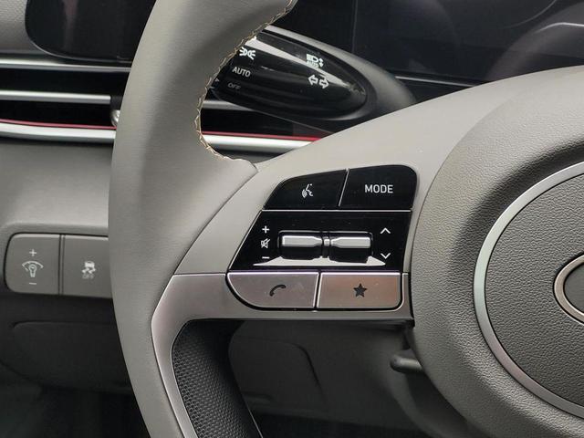Photo of 2025 Serenity White Hyundai ELANTRA