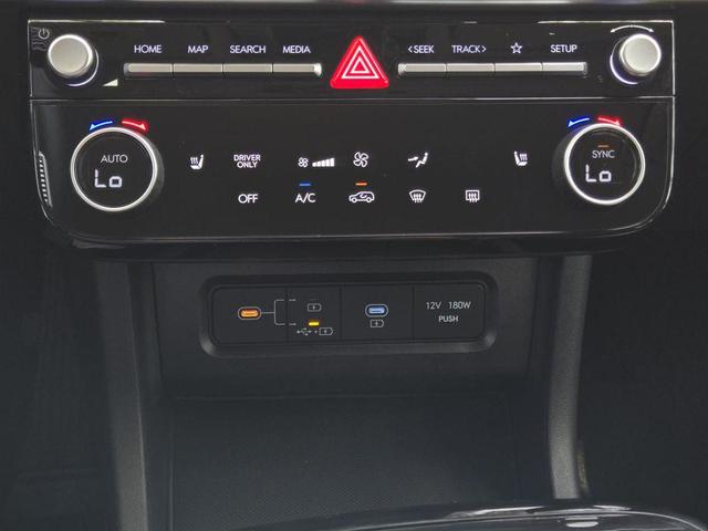 Photo of 2025 Creamy White Pearl Hyundai TUCSON Hybrid