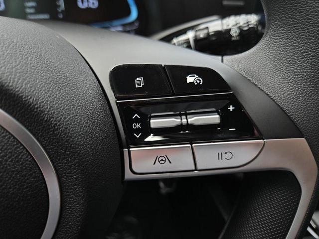 Photo of 2025 Serenity White Hyundai ELANTRA