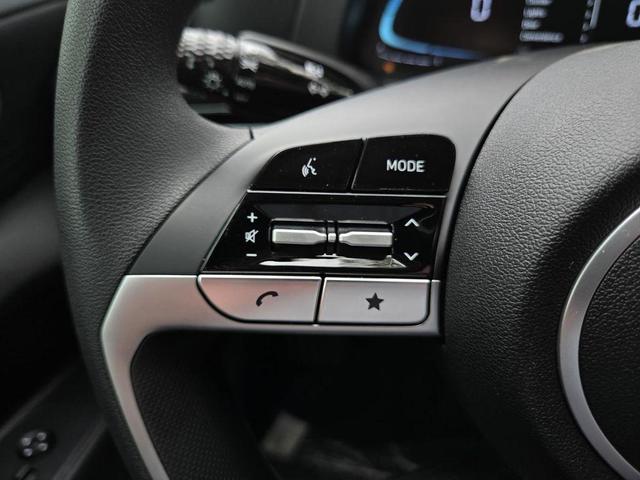 Photo of 2025 Serenity White Hyundai ELANTRA