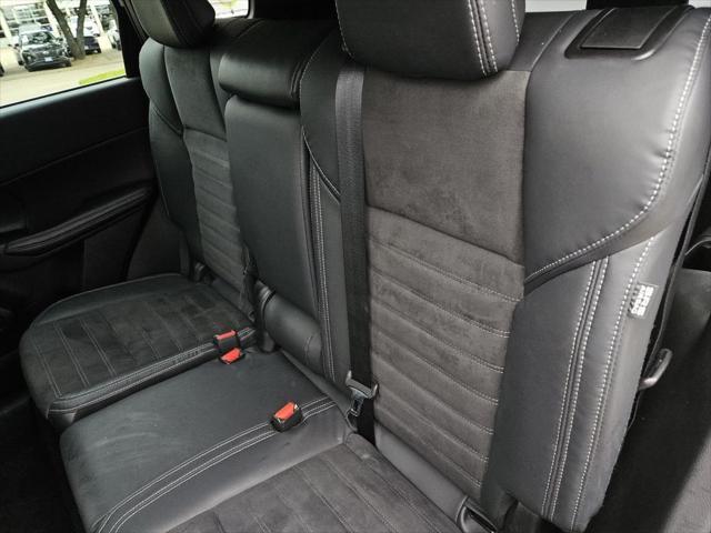 Photo of 2023 White Diamond Mitsubishi Outlander