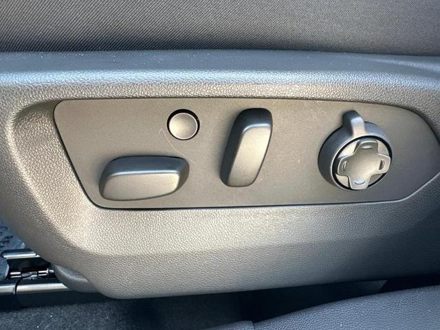 Photo of 2025 Brilliant Red Buick Envision