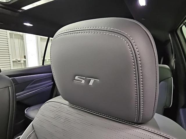 Photo of 2025 Cherry Red Tintcoat Buick Enclave
