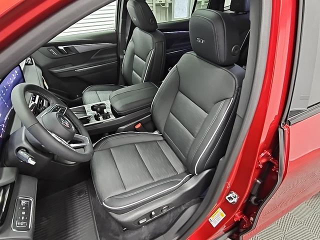 Photo of 2025 Cherry Red Tintcoat Buick Enclave