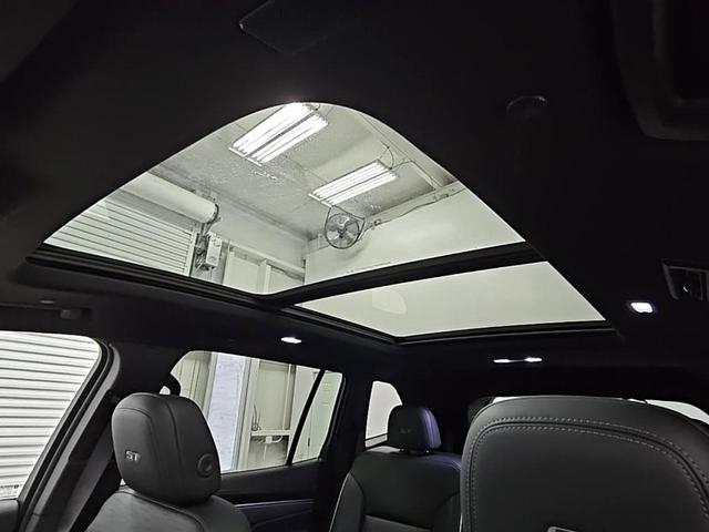 Photo of 2025 Cherry Red Tintcoat Buick Enclave