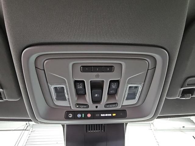 Photo of 2025 Metallic GMC Sierra 2500