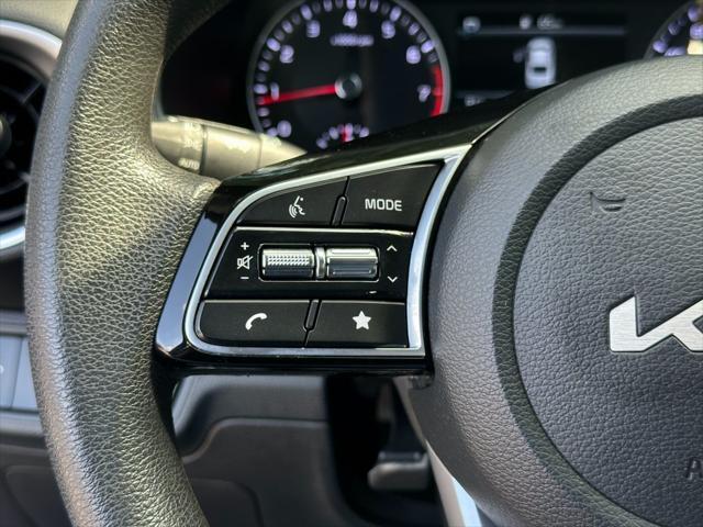 Photo of 2023 Deep Sea Blue Kia Forte