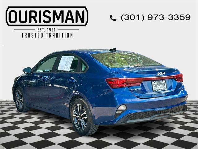 Photo of 2023 Deep Sea Blue Kia Forte