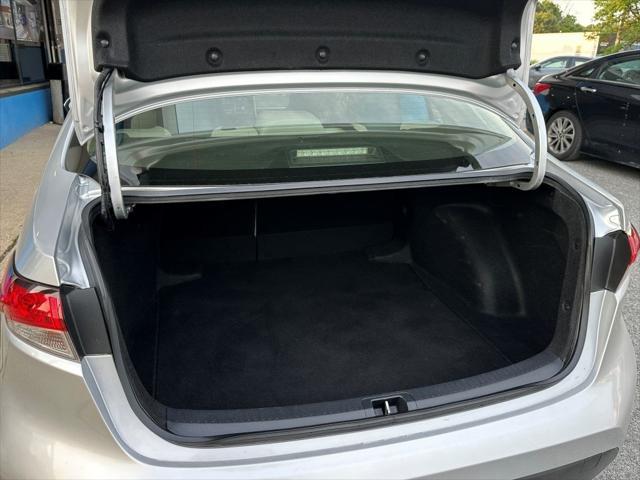 Photo of 2020 Classic Silver Toyota Corolla