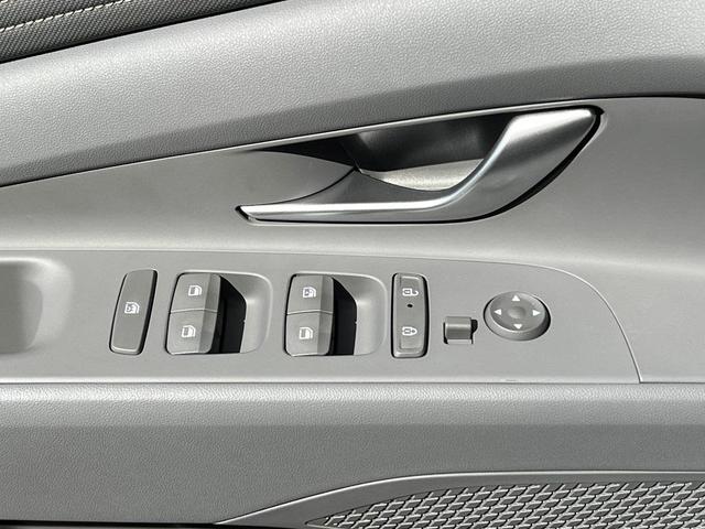 Photo of 2025 Ecotronic Gray Hyundai ELANTRA