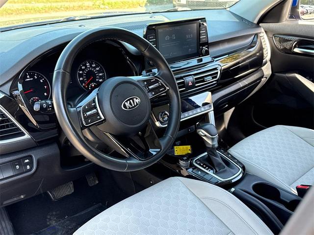 Photo of 2021 Neptune Blue Kia Seltos