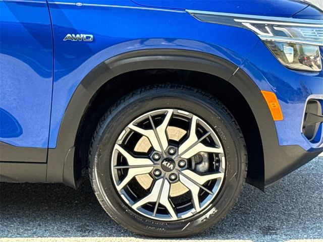 Photo of 2021 Neptune Blue Kia Seltos