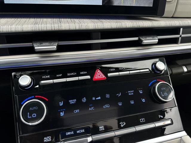 Photo of 2025 Serenity White Hyundai SANTA FE HEV