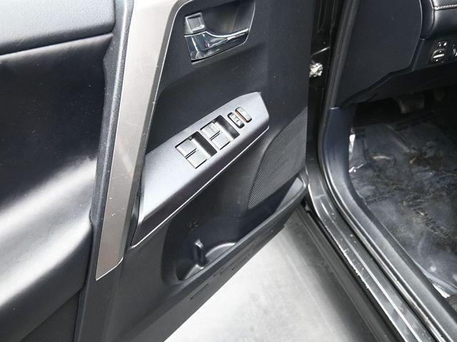 Photo of 2018 Black Sand Pearl Toyota RAV4 Hybrid