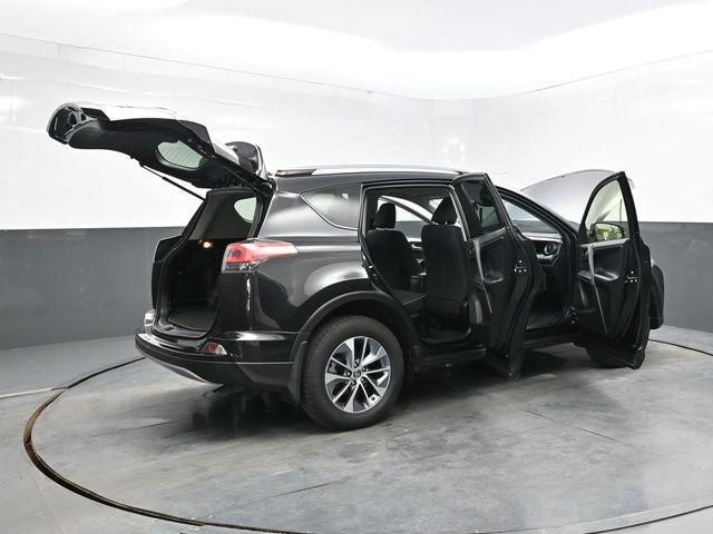 Photo of 2018 Black Sand Pearl Toyota RAV4 Hybrid