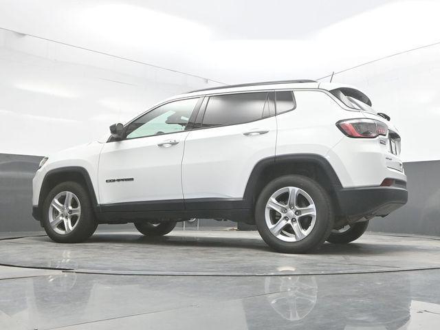 Photo of 2023 Bright White Clearcoat Jeep Compass