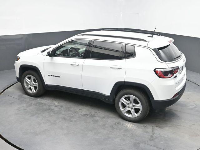 Photo of 2023 Bright White Clearcoat Jeep Compass