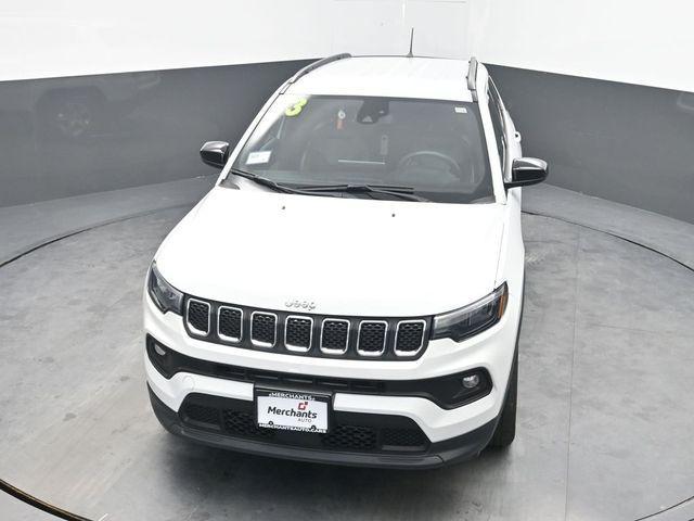 Photo of 2023 Bright White Clearcoat Jeep Compass