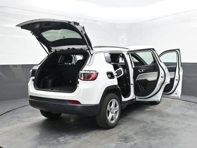 Photo of 2023 Bright White Clearcoat Jeep Compass