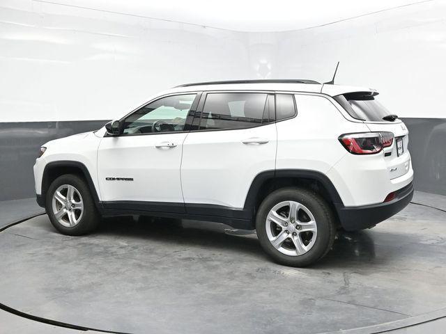 Photo of 2023 Bright White Clearcoat Jeep Compass