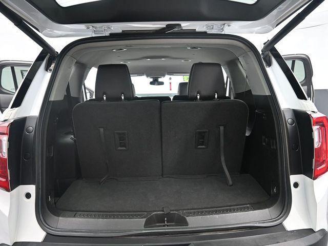 Photo of 2023 Summit White GMC Acadia